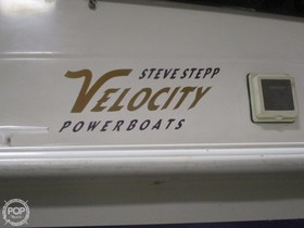 1997 Velocity Powerboats 32 на продажу
