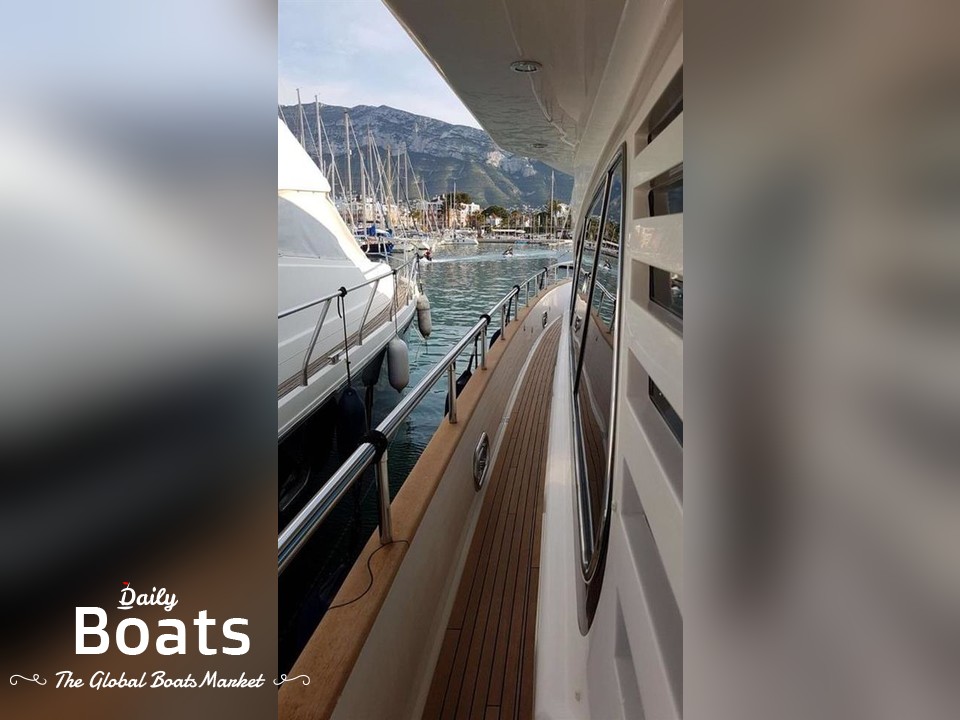 2004 Elegance Yachts 65