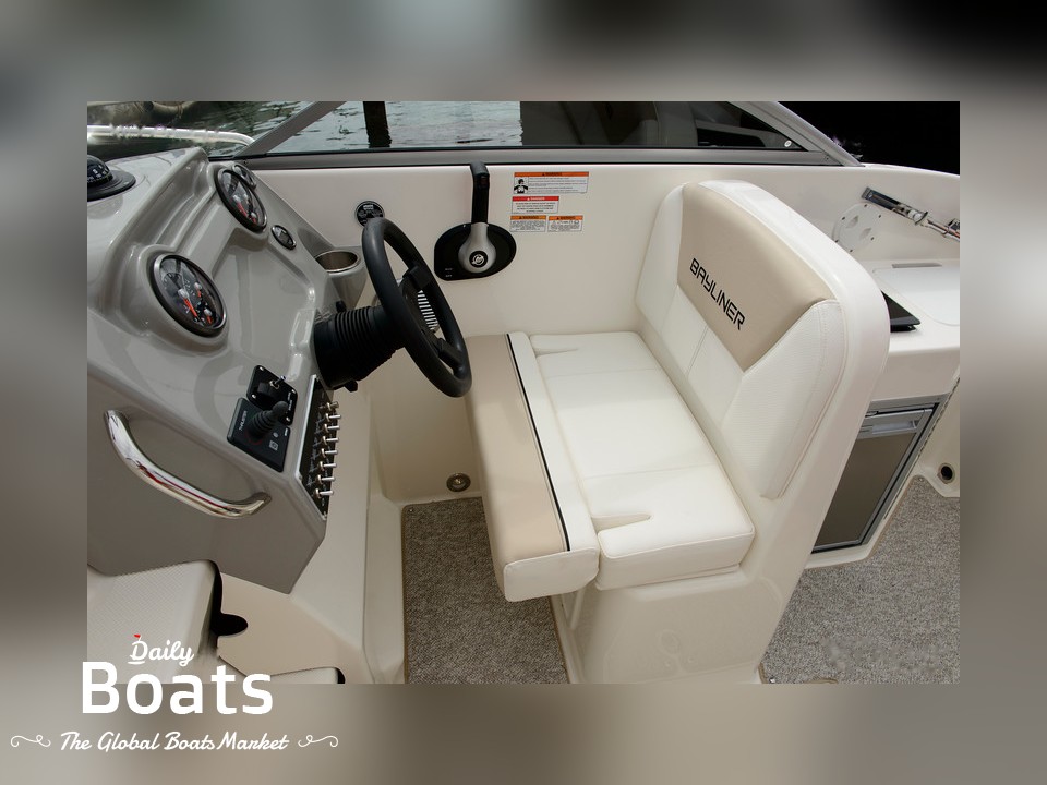 2022 Bayliner 742R Cuddy Cabin + Mercruiser 350 Ps for sale. View price