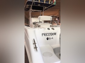 2004 Boston Whaler Outrage 270 for sale