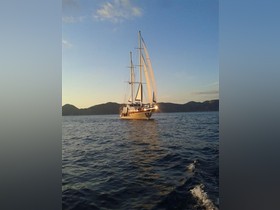 Купить 1992 Viking 31 Motorsailer