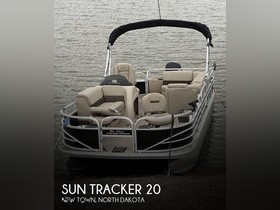Sun Tracker Fishin' Barge 20 Dlx