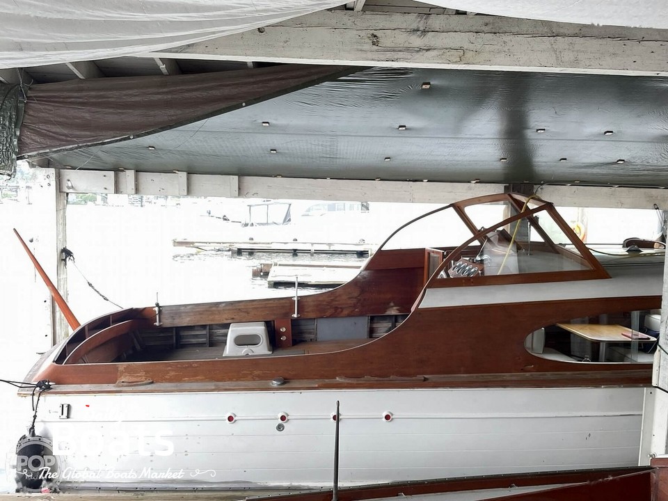 1952 ChrisCraft El Capitan for sale. View price, photos and Buy 1952