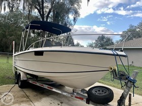 1995 Angler Boat Corporation 220 F Open Fisherman