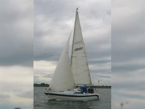 1984 Oyster 26