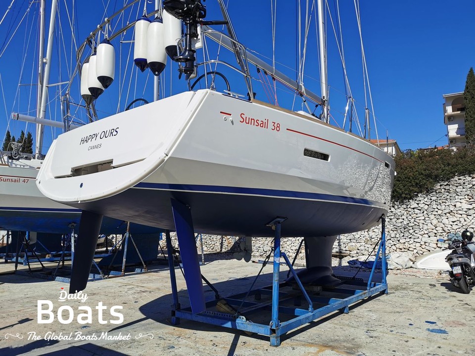 2017 Jeanneau Sun Odyssey 389 for sale. View price, photos and Buy 2017