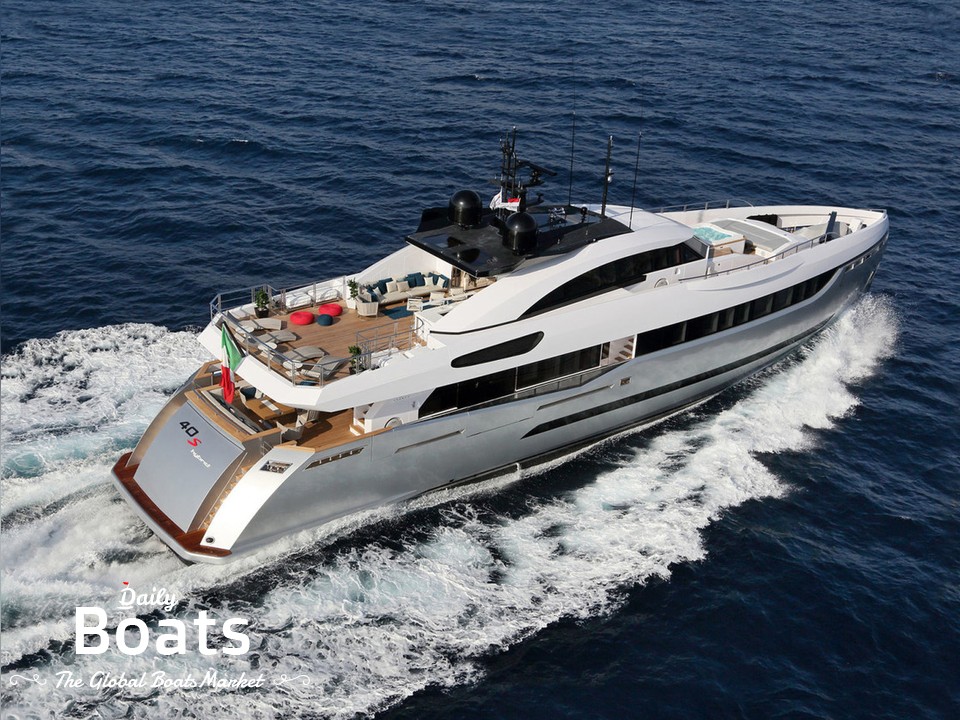 2013 Columbus Yachts 40S Hybrid for sale. View price, photos and Buy