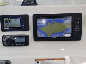 2019 Cobia 220