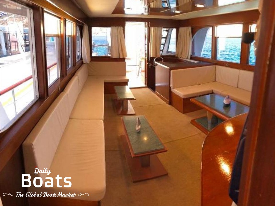 Custom Line Yachts