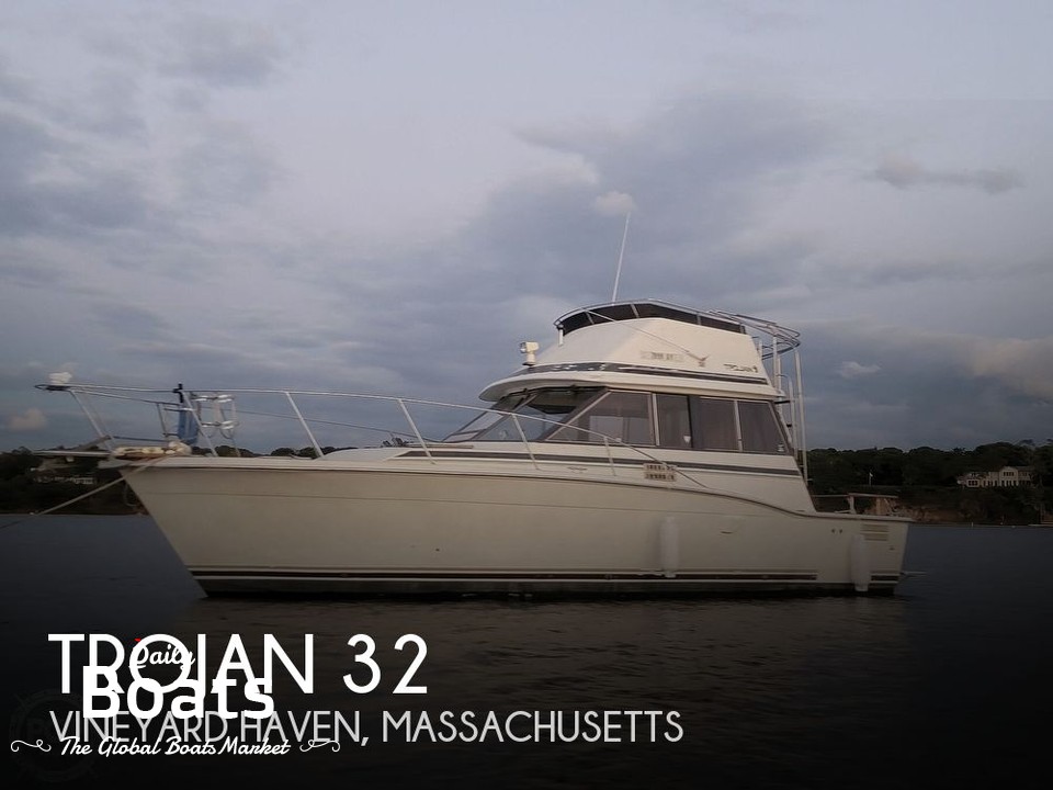 1986 Trojan F32 Flybridge Sedan for sale. View price, photos and Buy