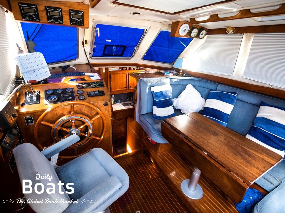 1989 Cromarty 36 for sale. View price, photos and Buy 1989 Cromarty 36 ...