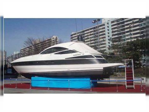 Pershing 46