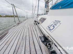 2004 Sweden Yachts 45 for sale