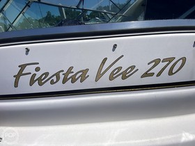 Rinker Fiesta Vee 270