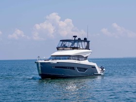 Buy 2021 Carver Yachts