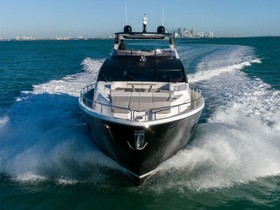 2017 Sunseeker 86 Yacht