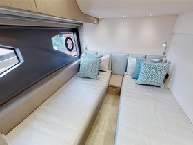 Купити 2019 Sunseeker Manhattan 52