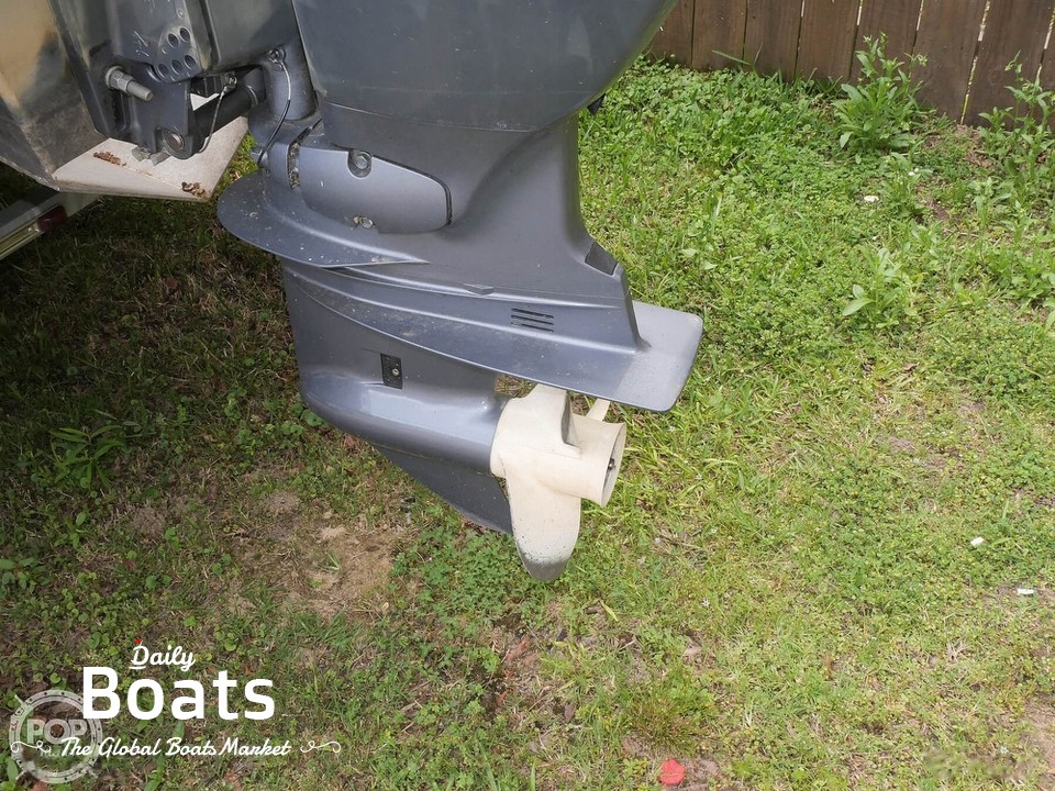 2009 Smoker Craft Fisher 25 for sale. View price, photos and Buy 2009