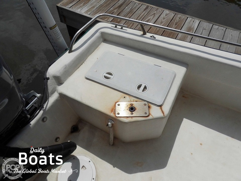 2005 Key Largo Bay Boat 21 for sale. View price, photos and Buy 2005