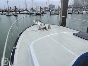 1983 Present Yachts Chb 42 Sundeck