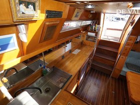 1984 Ferretti Yachts Altura 422
