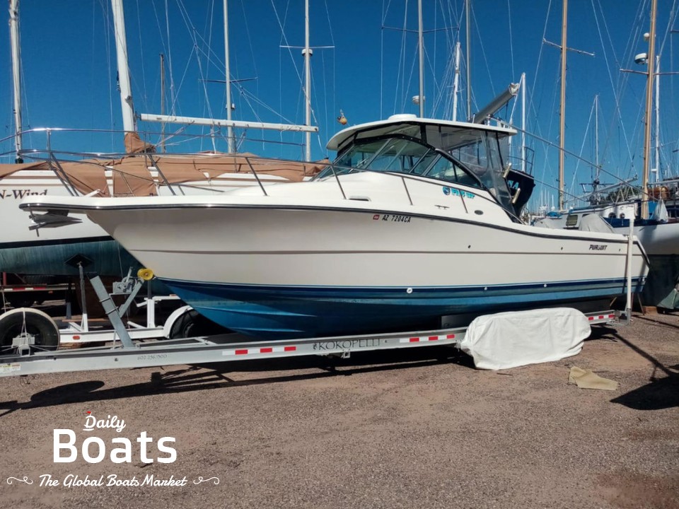 2003 Pursuit 3070 Offshore Center Console for sale. View price, photos