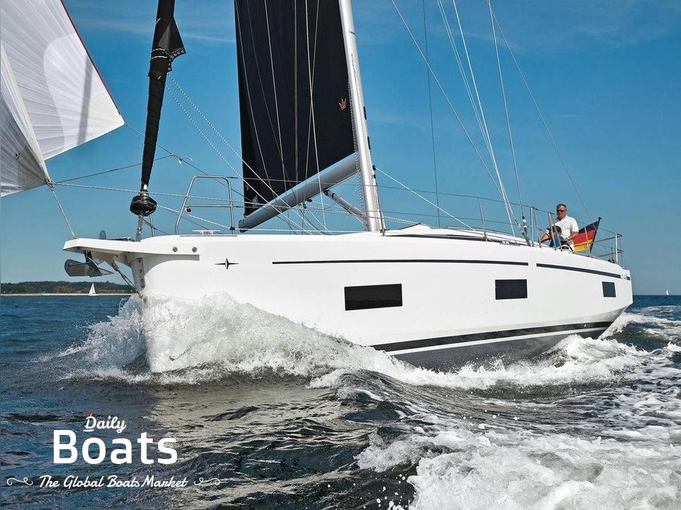 2022 Bavaria C42