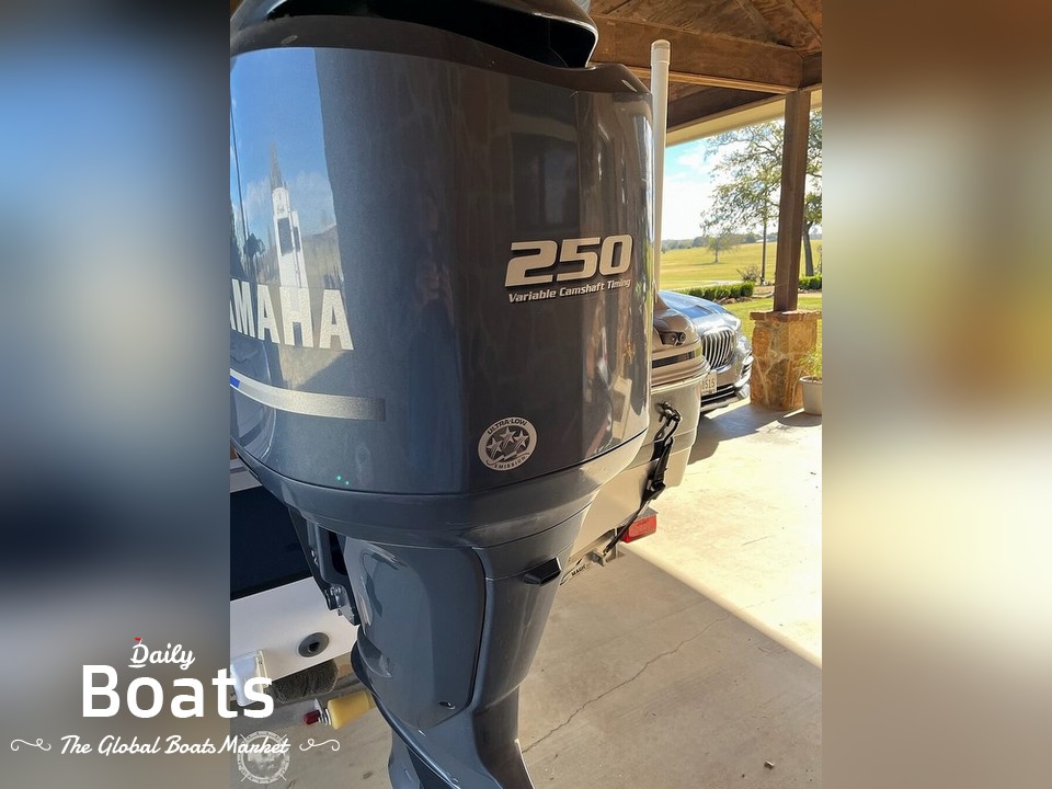 2014 Hurricane Boats Sundeck Sport 231 for sale. View price, photos and