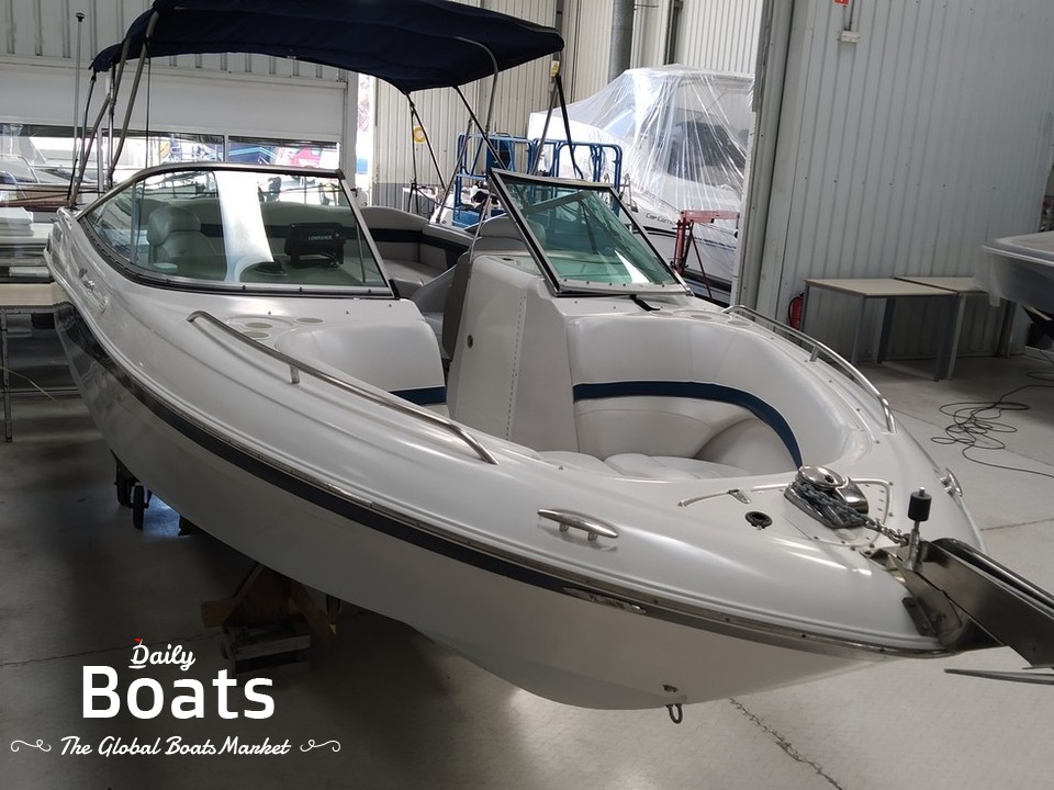 2002 Four Winns Horizon 240 for sale. View price, photos and Buy 2002