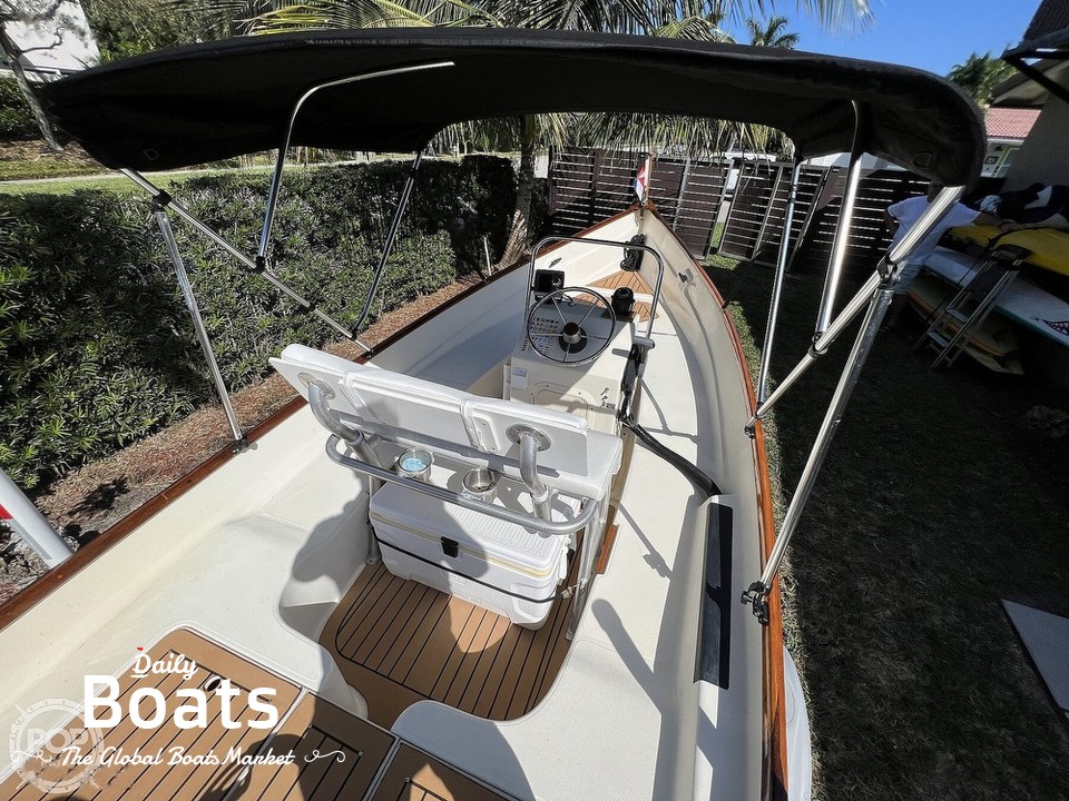 2000 Holby Marine 17 Bristol Skiff for sale. View price, photos and Buy