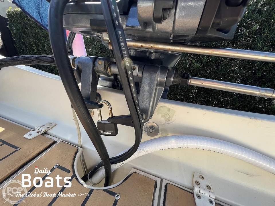 2000 Holby Marine 17 Bristol Skiff for sale. View price, photos and Buy