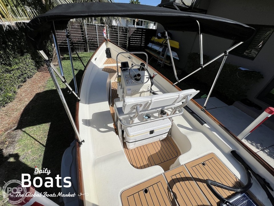 2000 Holby Marine 17 Bristol Skiff for sale. View price, photos and Buy