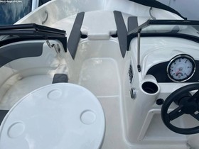Acquistare 2017 Bayliner Element E5