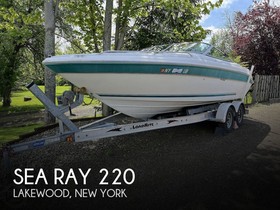 Sea Ray 220 Overnighter