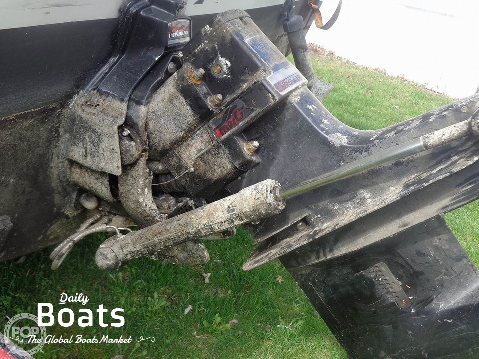 1990 Penn Yan 245 Contender for sale. View price, photos and Buy 1990