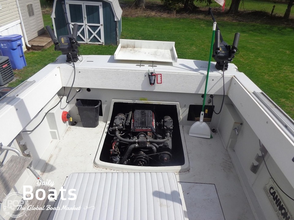 1990 Penn Yan 245 Contender for sale. View price, photos and Buy 1990