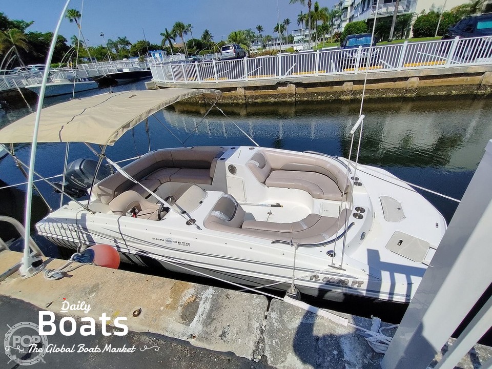 2014 Hurricane Boats Sundeck 188 for sale. View price, photos and Buy