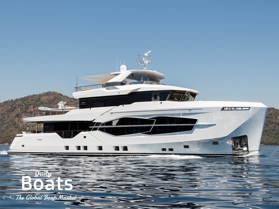 2020 Numarine 32Xp