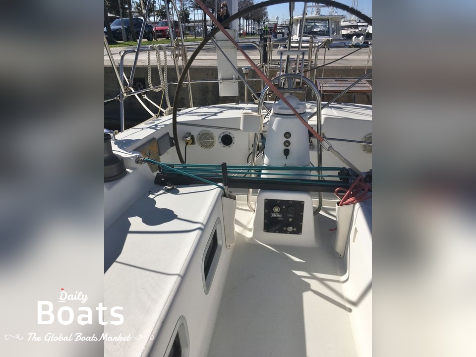 1990 J Boats 44 for sale. View price, photos and Buy 1990 J Boats 44