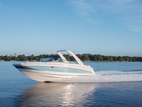 Regal 26 Fast Deck