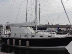 Ferretti Yachts Altura 33