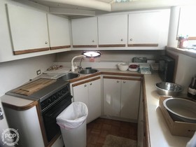 1997 Cruisers Yachts 3950 Aft Cabin