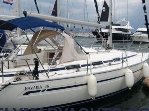 2004 Bavaria 36