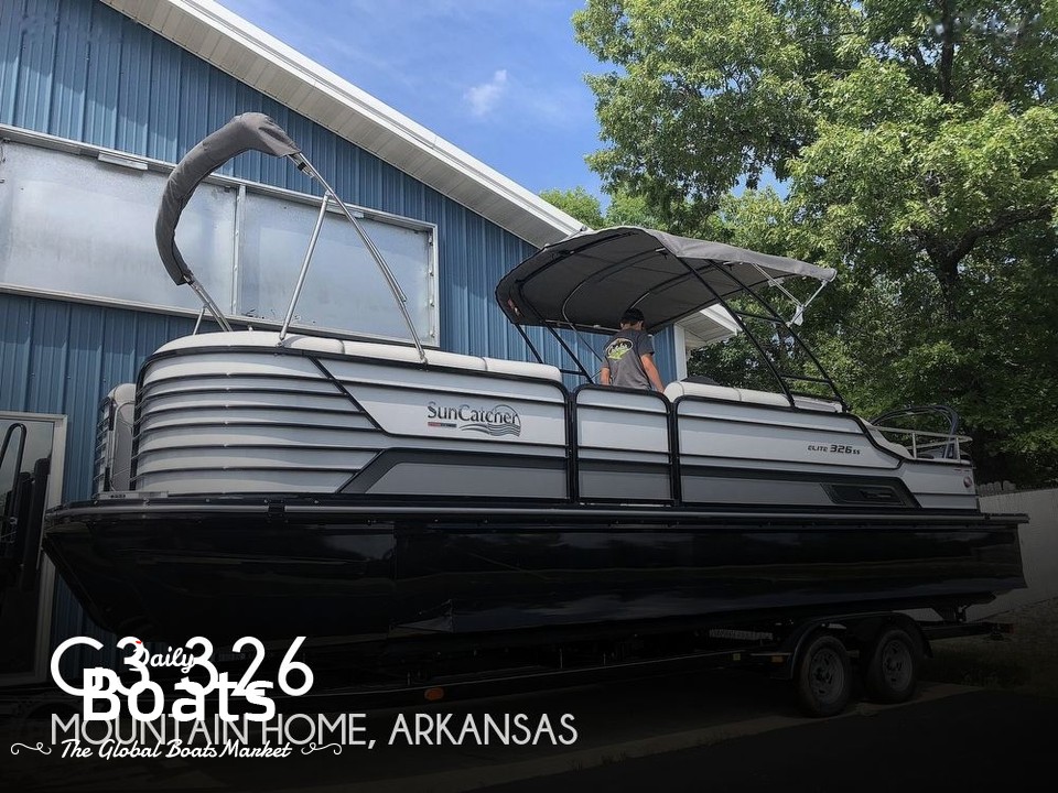 2018 G3 Boats Suncatcher Diamond Elite 326Ss for sale. View price