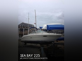 Sea Ray 225 Weekender