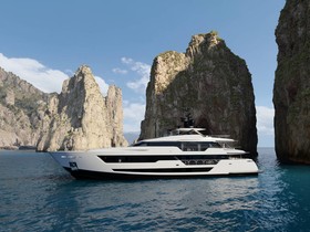 Ferretti Yachts Custom Line 140