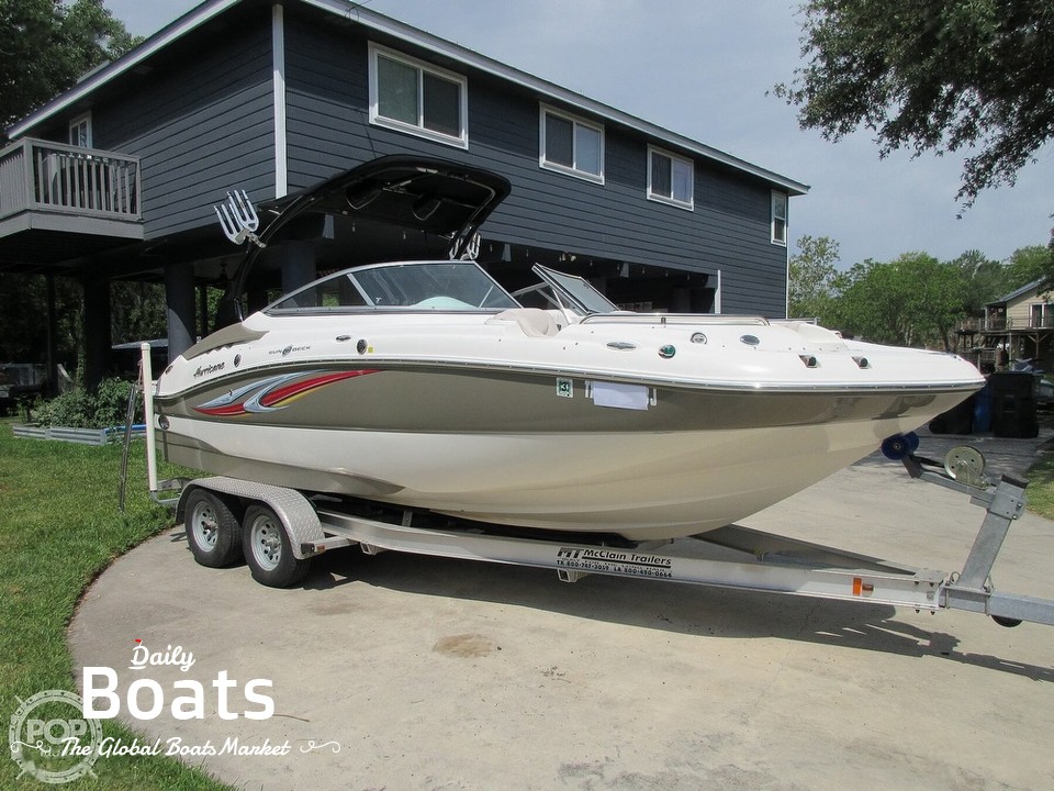 2011 Hurricane Boats 2200 Sundeck for sale. View price, photos and Buy