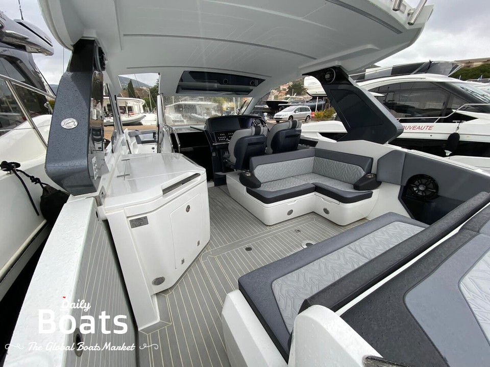 2021 Galeon 325 Gto for sale. View price, photos and Buy 2021 Galeon ...