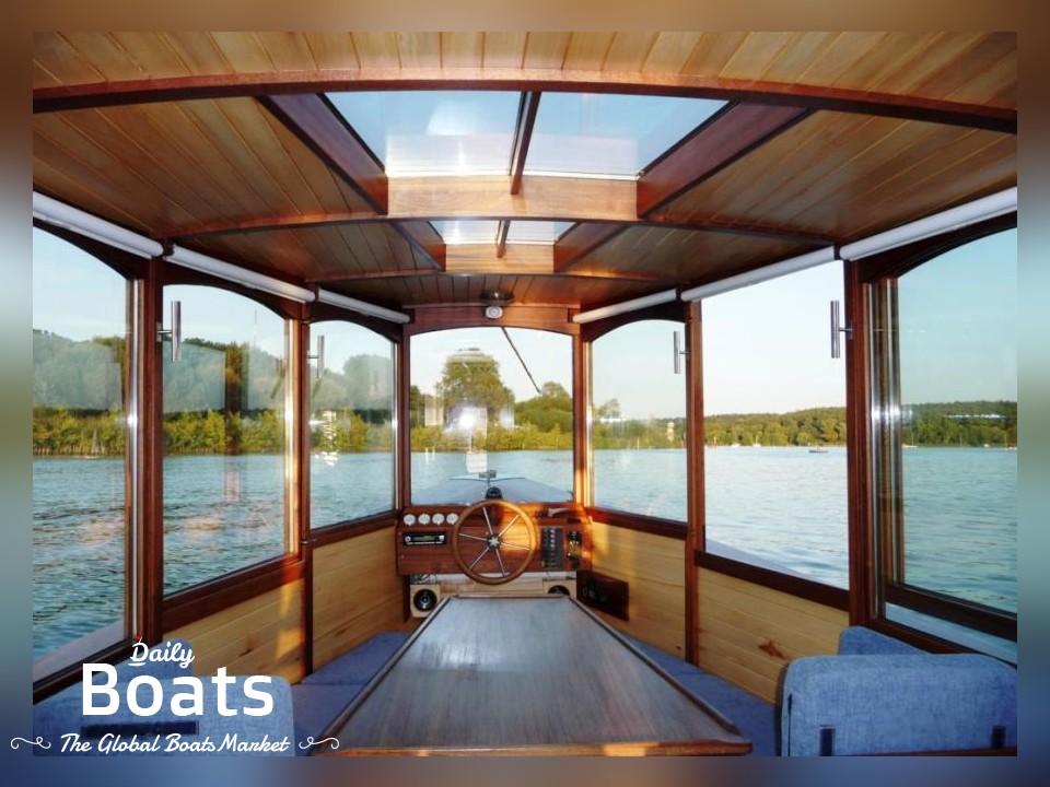 2002 Salonboot Tofino for sale. View price, photos and Buy 2002