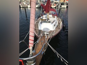 1977 Offshore Yachts International Nantucket Clipper 32